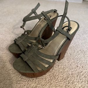 G by GUESS Heels